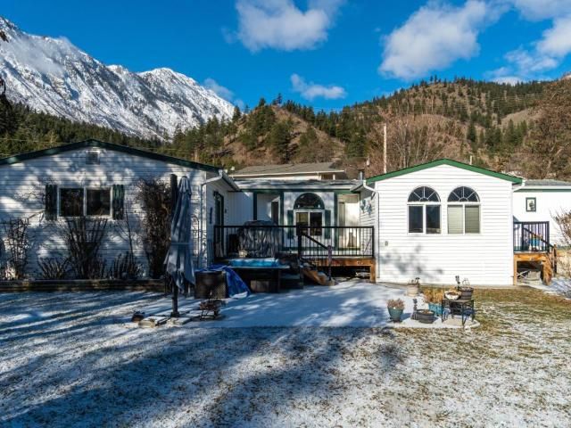 Main Photo: 702 7TH Avenue: Lillooet House for sale (South West)  : MLS®# 165925