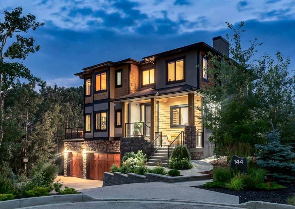 Main Photo: 144 Posthill Drive SW in Calgary: Springbank Hill Detached for sale : MLS®# A1250601