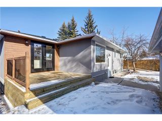 Photo 37: 179 WINDERMERE Road SW in Calgary: Wildwood House for sale : MLS®# C4103216