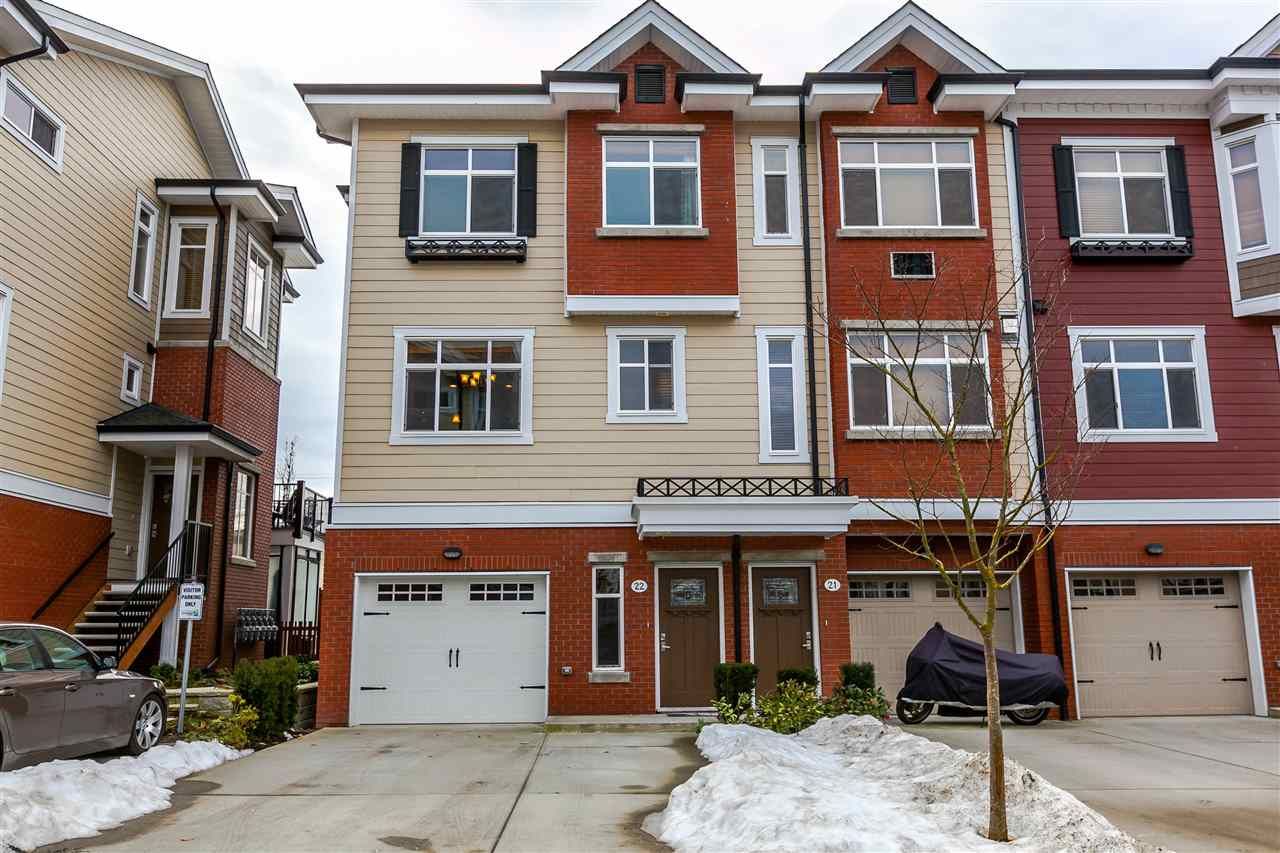 Main Photo: 22 8068 207 Street in Langley: Willoughby Heights Townhouse for sale in "Yorkson Creek South" : MLS®# R2139834