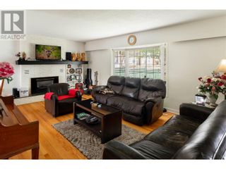 Photo 6: 1820 Abbott Street in Kelowna: House for sale : MLS®# 10313465
