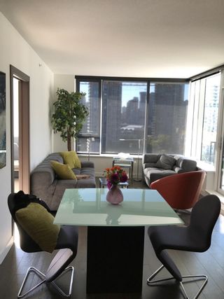 Photo 5: 1611 68 SMITHE Street in Vancouver: Downtown VW Condo for sale in "ONE PACIFIC" (Vancouver West)  : MLS®# R2662927