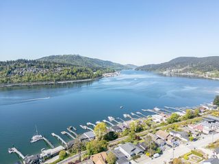 Photo 38: 11 AXFORD Bay in Port Moody: Barber Street House for sale : MLS®# R2877400