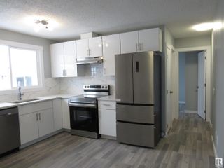 Photo 2: 16016 121 Street in Edmonton: Zone 27 House for sale : MLS®# E4341448