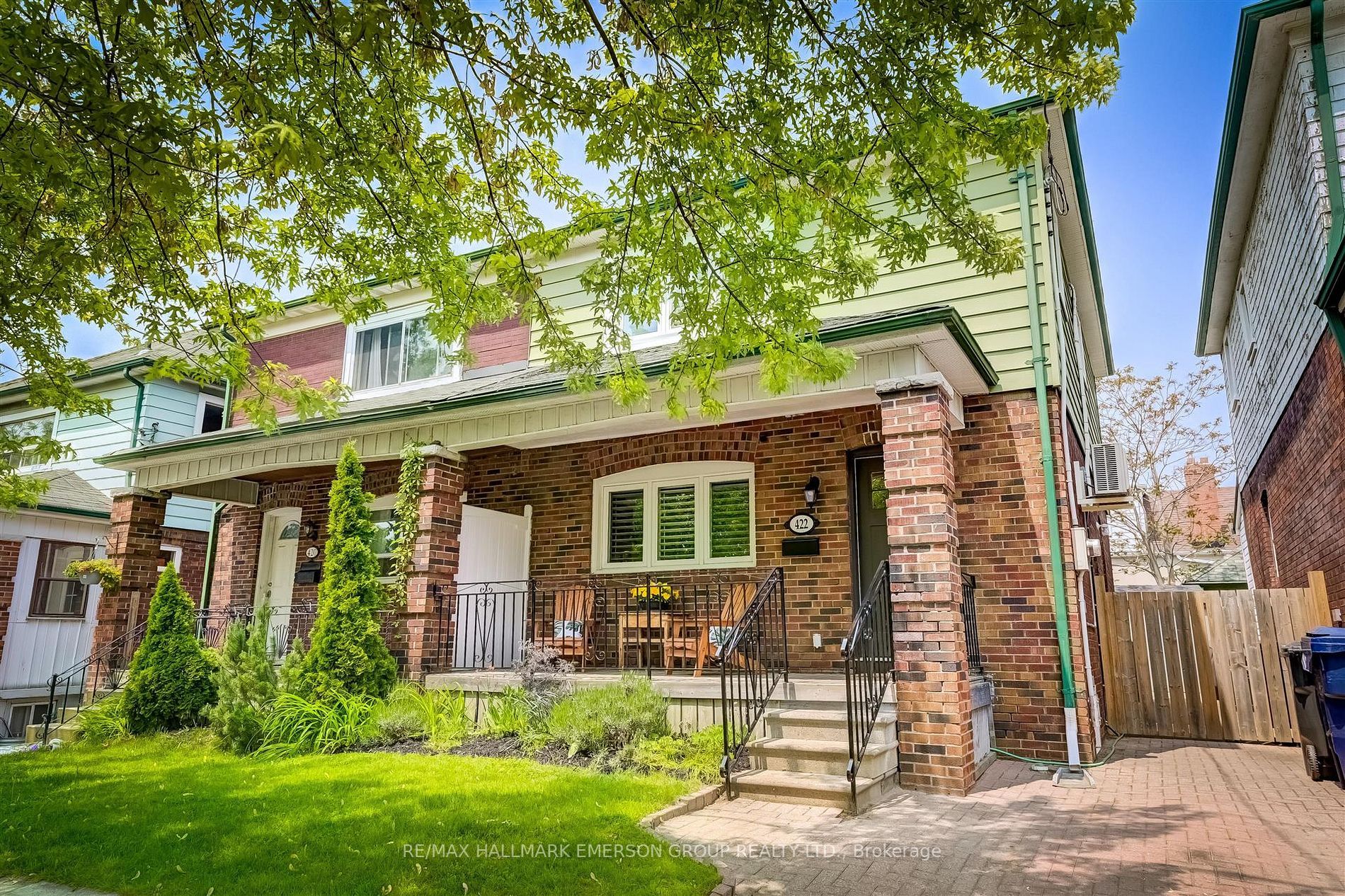 Main Photo: 422 Mortimer Avenue in Toronto: Danforth Village-East York House (2-Storey) for sale (Toronto E03)  : MLS®# E6039828