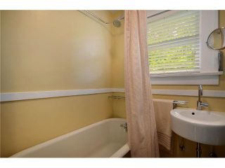 Photo 10: 1476 GRAVELEY Street in Vancouver: Grandview VE House for sale in "COMMERCIAL DRIVE" (Vancouver East)  : MLS®# V903688