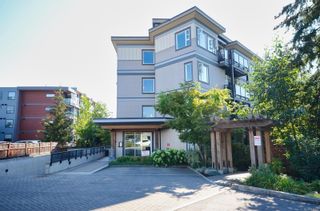 Photo 1: 401 7182 West Saanich Rd in Central Saanich: CS Brentwood Bay Condo for sale : MLS®# 915827