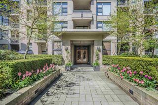 Main Photo: 107 2263 Redbud Ln. in Vancouver: Kitsilano Condo for sale (Vancouver West)  : MLS®# R2158888