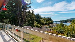 Photo 1: 5188 MYERS Road in Madeira Park: Pender Harbour Egmont House for sale (Sunshine Coast)  : MLS®# R2718520