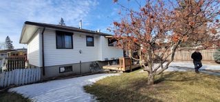 Photo 2: 1128 36 Street SE in Calgary: Forest Lawn Detached for sale : MLS®# A1180683