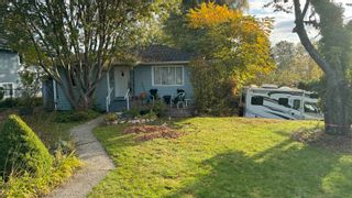 Main Photo: 612 HENDRY Avenue in North Vancouver: Calverhall House for sale : MLS®# R2826881
