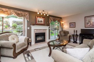 Photo 6: 77 4001 OLD CLAYBURN Road in Abbotsford: Abbotsford East Townhouse for sale in "CEDAR SPRINGS" : MLS®# R2264547