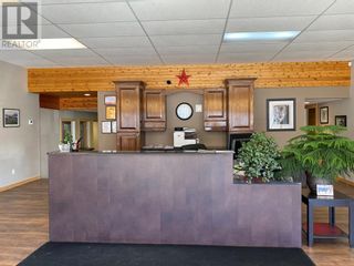 Photo 2: 615 Main Street in Pincher Creek: Office for sale : MLS®# A2035921