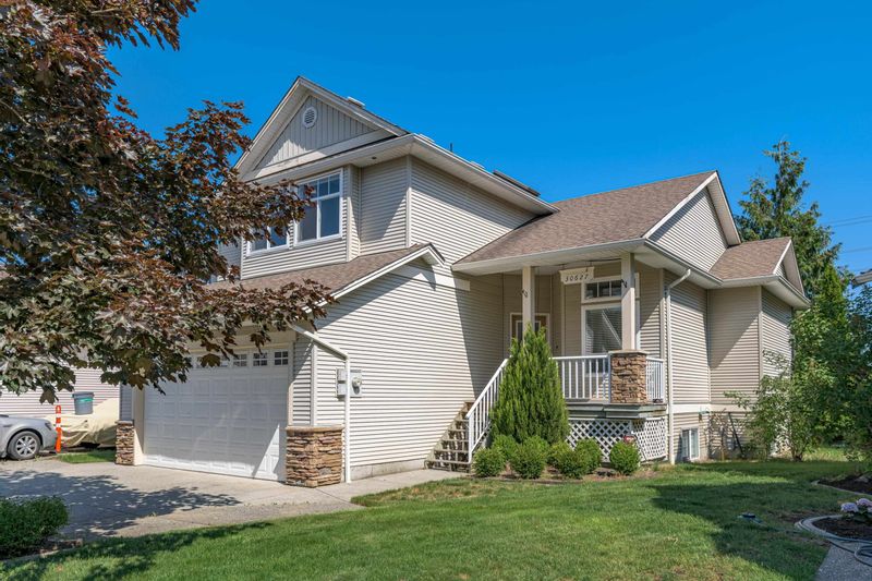 FEATURED LISTING: 30627 CRESTVIEW Crescent Abbotsford
