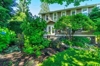 Photo 2: 9147 QUEEN Street in Langley: Fort Langley House for sale in "Fort Langley" : MLS®# R2717926