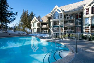 Photo 3: 407 4910 SPEARHEAD Place in Whistler: Benchlands Condo for sale in "Woodrun" : MLS®# R2842913