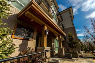 Photo 17: 203 2343 ATKINS Avenue in Port Coquitlam: Central Pt Coquitlam Condo for sale in "The Pearl" : MLS®# R2247249