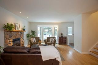 Photo 5: 23 Cheltenham Cove in Winnipeg: Charleswood Residential for sale (1G)  : MLS®# 202208315
