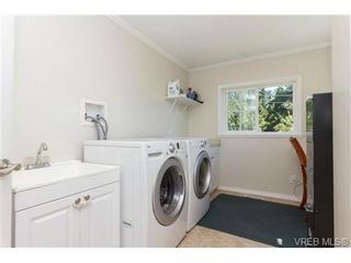 Photo 15: 900 Jasmine Ave in VICTORIA: SW Marigold House for sale (Saanich West)  : MLS®# 705345