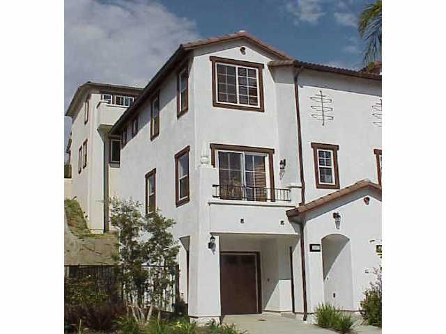 Main Photo: MIDDLETOWN Residential for sale : 2 bedrooms : 3167 IBIS LANE in San Diego