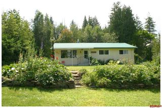 Photo 2: 5880 NE 70 AVE in Salmon Arm: NE Salmon Arm House for sale : MLS®# 10058434