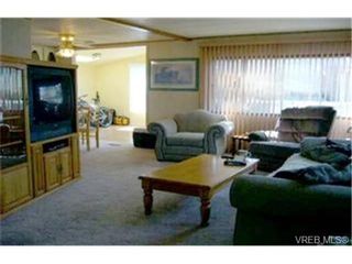 Photo 2:  in VICTORIA: VR Glentana Manufactured Home for sale (View Royal)  : MLS®# 442044