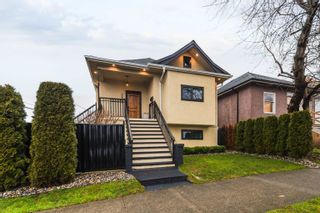 Photo 1: 2601 TURNER Street in Vancouver: Renfrew VE House for sale (Vancouver East)  : MLS®# R2652733