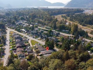 Photo 36: 38890 38892 GARIBALDI Avenue in Squamish: Dentville House for sale : MLS®# R2729978