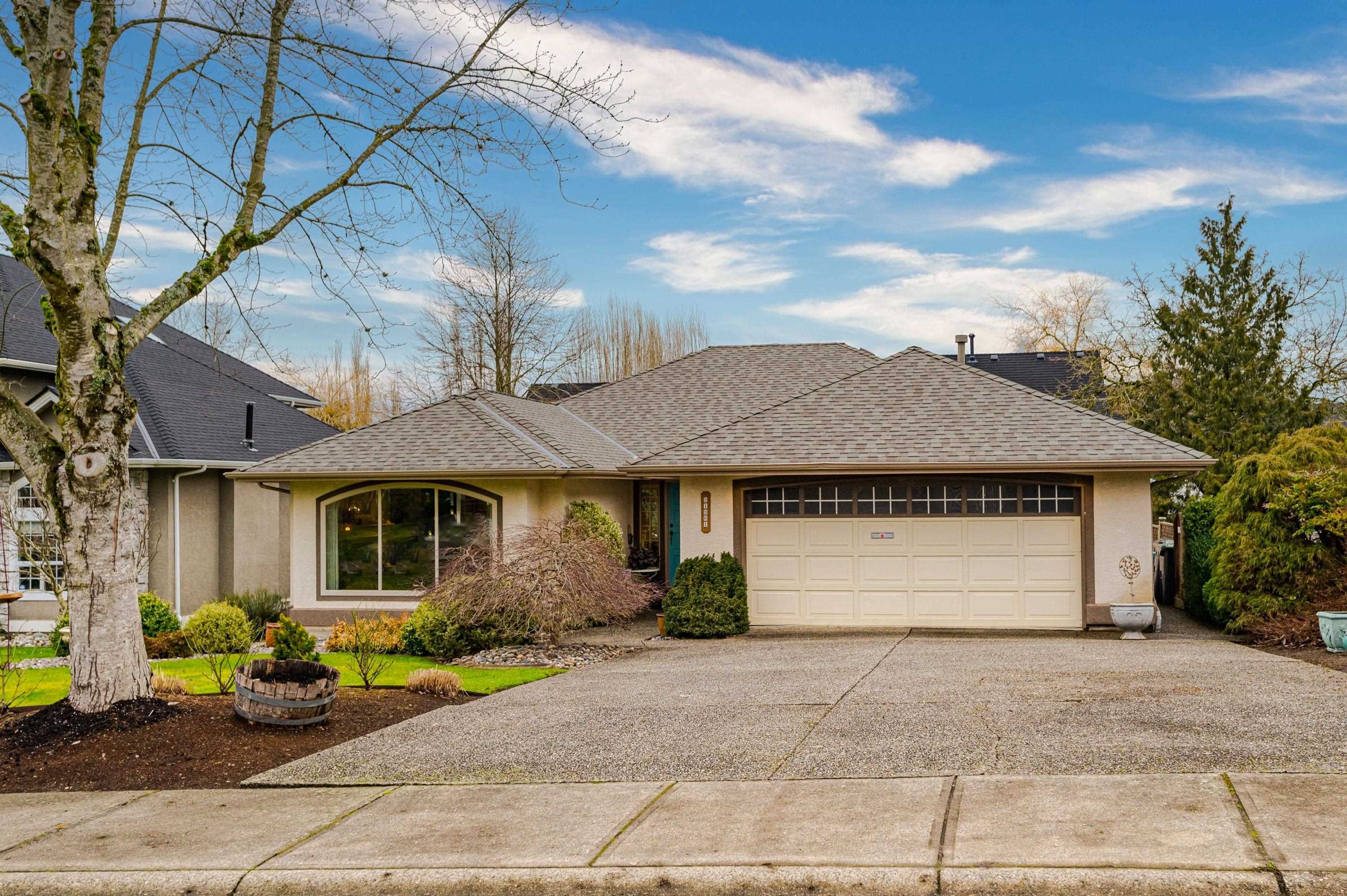 Main Photo: 21561 47B Avenue in Langley: Murrayville House for sale in "Macklin Corners" : MLS®# R2761831