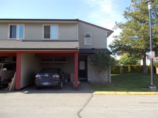 Photo 2: 55 27456 32 Avenue in Langley: Aldergrove Langley Townhouse for sale in "Cedar Park" : MLS®# R2271902