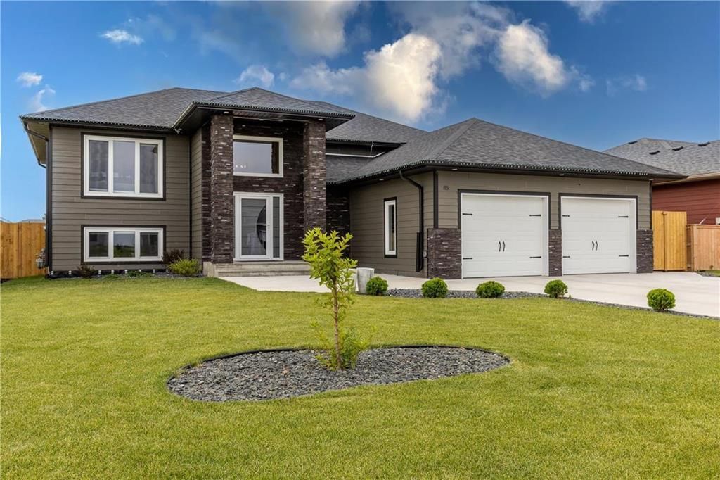Main Photo: 85 Norwood Bay in Mitchell: R16 Residential for sale : MLS®# 202217161