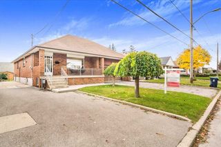 Photo 1: 47 Whitley Avenue in Toronto: Downsview-Roding-CFB House (Bungalow-Raised) for sale (Toronto W05)  : MLS®# W5808505