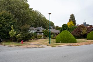Photo 2: 8175 ANGUS Drive in Vancouver: S.W. Marine House for sale (Vancouver West)  : MLS®# R2724230