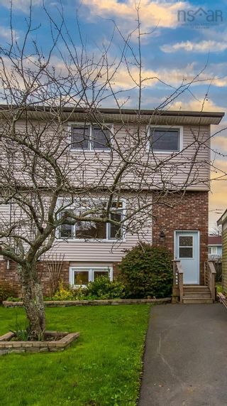 Photo 1: 31 Linden Court in Cole Harbour: 15-Forest Hills Residential for sale (Halifax-Dartmouth)  : MLS®# 202322213
