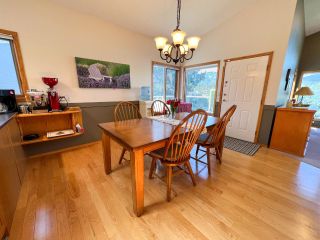 Photo 11: 1716 2ND AVENUE in Invermere: House for sale : MLS®# 2470800
