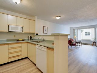 Photo 8: 208 9882 Fifth St in Sidney: Si Sidney North-East Condo for sale : MLS®# 899929