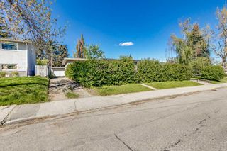 Photo 3: 1148 Trafford Drive NW in Calgary: Thorncliffe Detached for sale : MLS®# A2132652