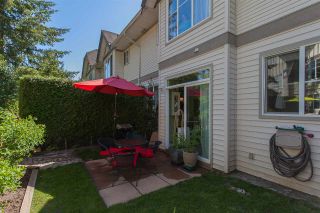 Photo 5: 58 6465 184A Street in Surrey: Cloverdale BC Townhouse for sale in "ROSEBURY LANE" (Cloverdale)  : MLS®# R2184605