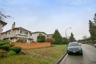 Photo 3: 8439 SHAUGHNESSY Street in Vancouver: Marpole 1/2 Duplex for sale (Vancouver West)  : MLS®# R2863974