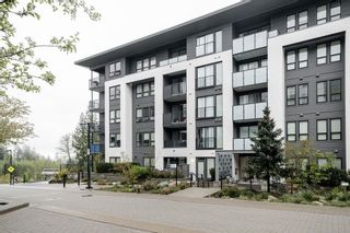 Photo 2: 404 9228 SLOPES Mews in Burnaby: Simon Fraser Univer. Condo for sale (Burnaby North)  : MLS®# R2775210