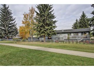 Photo 33: 544 OAKWOOD Place SW in Calgary: Oakridge House for sale : MLS®# C4084139