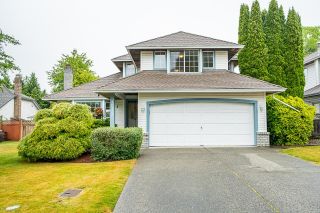 Photo 1: 16175 94A Avenue in Surrey: Fleetwood Tynehead House for sale : MLS®# R2787844