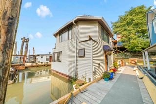 Photo 35: 10 23000 DYKE Road in Richmond: Hamilton RI House for sale in "Riversbend Floating Village" : MLS®# R2810478