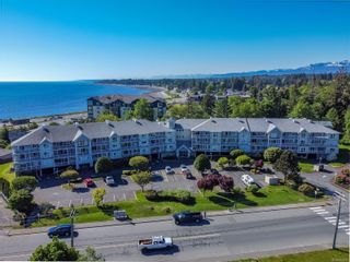 Photo 9: 106 155 ERICKSON Rd in Campbell River: CR Willow Point Condo for sale : MLS®# 903785