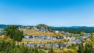 Photo 6: 2207 Spirit Ridge Dr in Langford: La Bear Mountain Single Family Residence for sale : MLS®# 963203