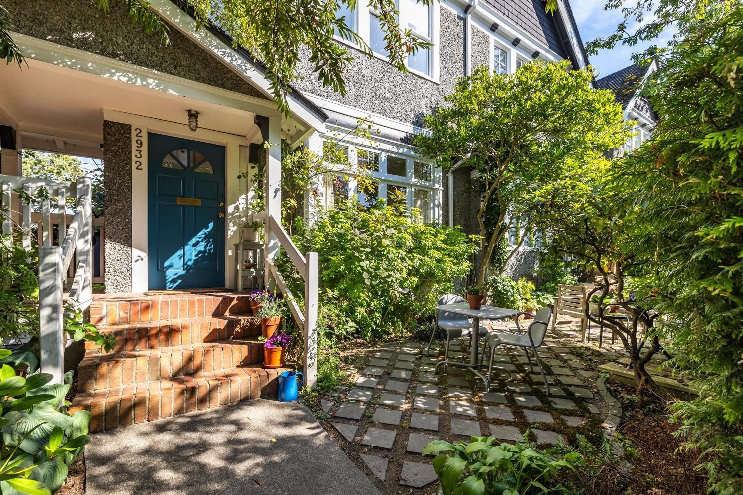 Main Photo: 2932 SOPHIA Street in Vancouver: Mount Pleasant VE Townhouse for sale (Vancouver East)  : MLS®# R2814714