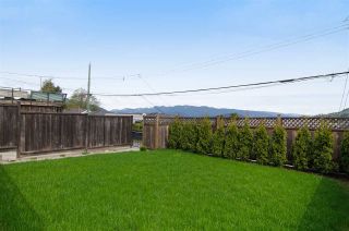 Photo 18: 16 N HOLDOM Avenue in Burnaby: Capitol Hill BN House for sale (Burnaby North)  : MLS®# R2162276