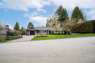 Photo 3: 655 ST. IVES Crescent in North Vancouver: Delbrook House for sale : MLS®# R2869480