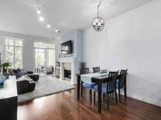 Photo 3: 207 1675 W 10TH Avenue in Vancouver: Fairview VW Condo for sale in "NORFOLK HOUSE" (Vancouver West)  : MLS®# R2169058