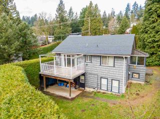 Photo 1: 301 MARINER Way in Coquitlam: Coquitlam East House for sale : MLS®# R2533632